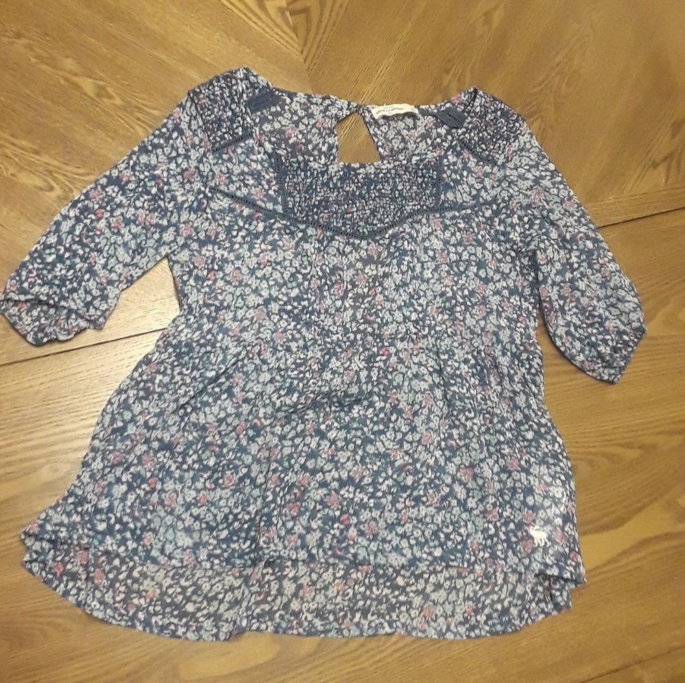 Abercrombie Sheer Flowery Blouse Kids Size Large